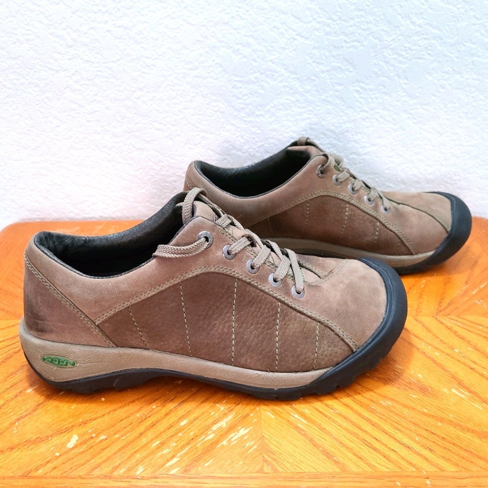 Keen Hiking Shoes Size 9.5